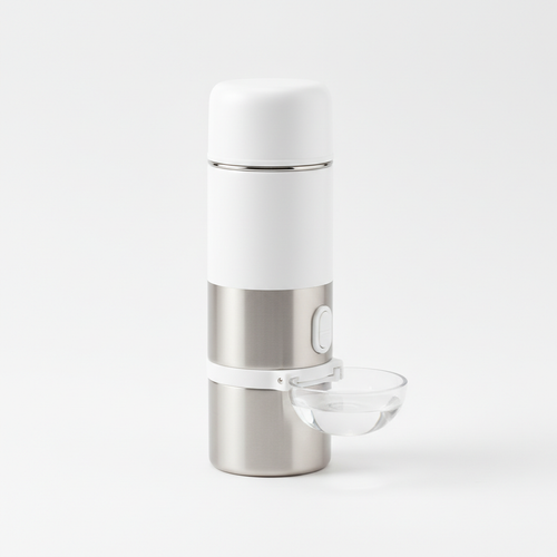 Garrafa de Água Portátil - fundo branco elegante
